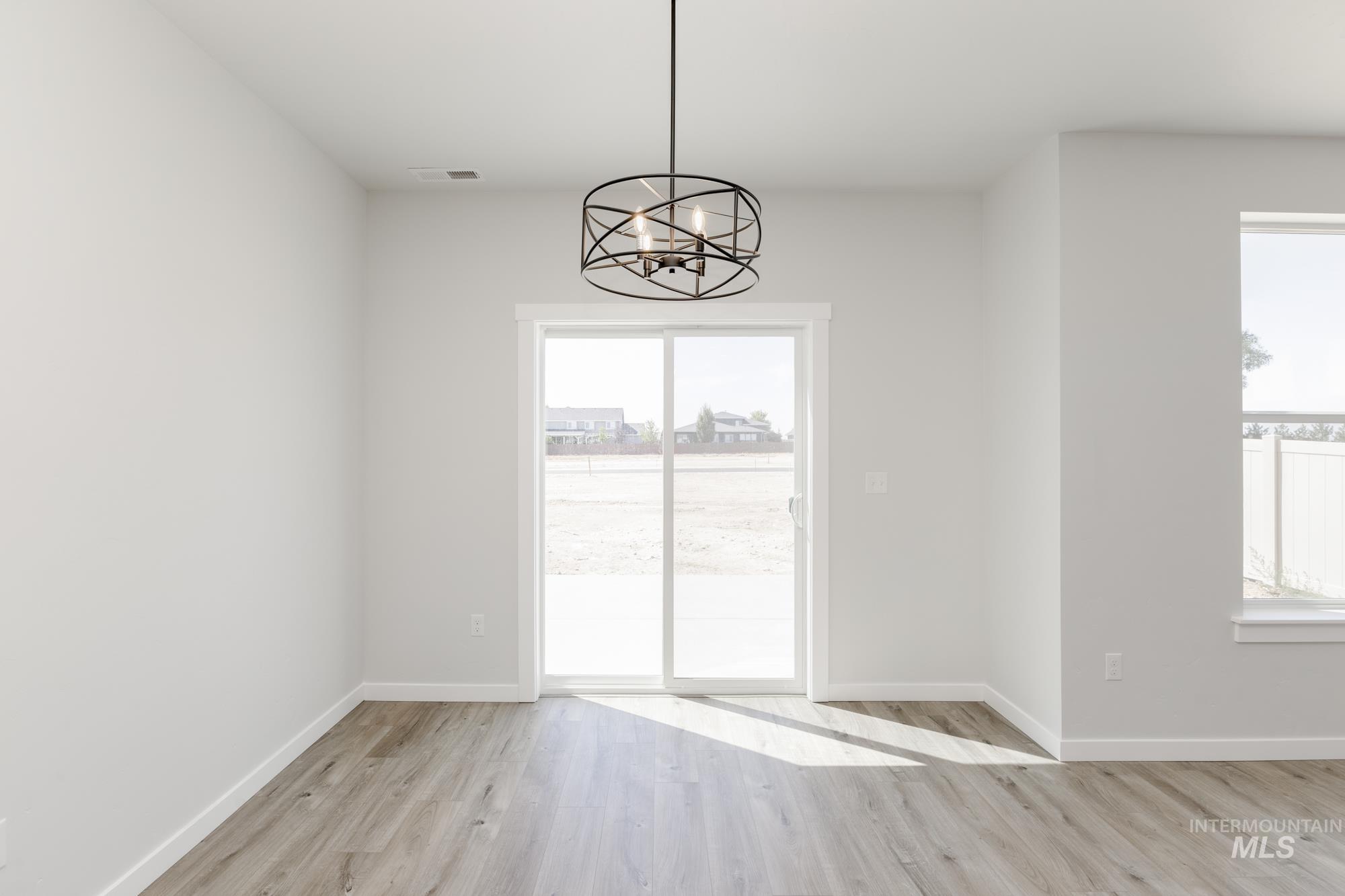 4163 E Hillsong St, Meridian, Idaho 83642, 3 Bedrooms, 2.5 Bathrooms, Residential For Sale, Price $439,990,MLS 98955254