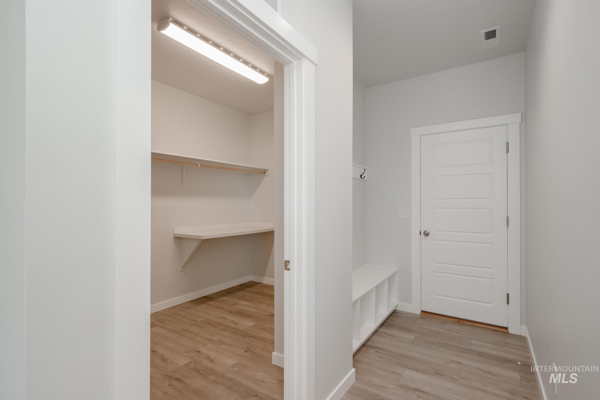 16712 Carlin Ave, Caldwell, Idaho 83607, 4 Bedrooms, 2 Bathrooms, Residential For Sale, Price $489,990,MLS 98955270