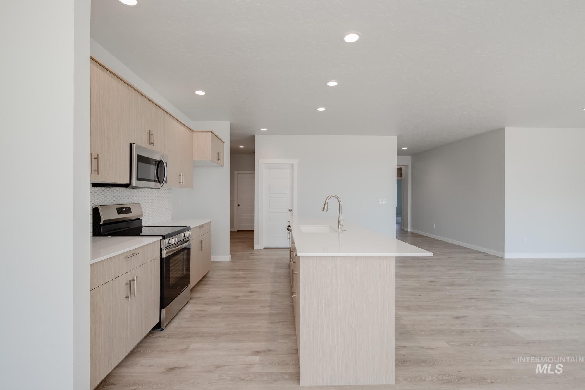 16712 Carlin Ave, Caldwell, Idaho 83607, 4 Bedrooms, 2 Bathrooms, Residential For Sale, Price $489,990,MLS 98955270