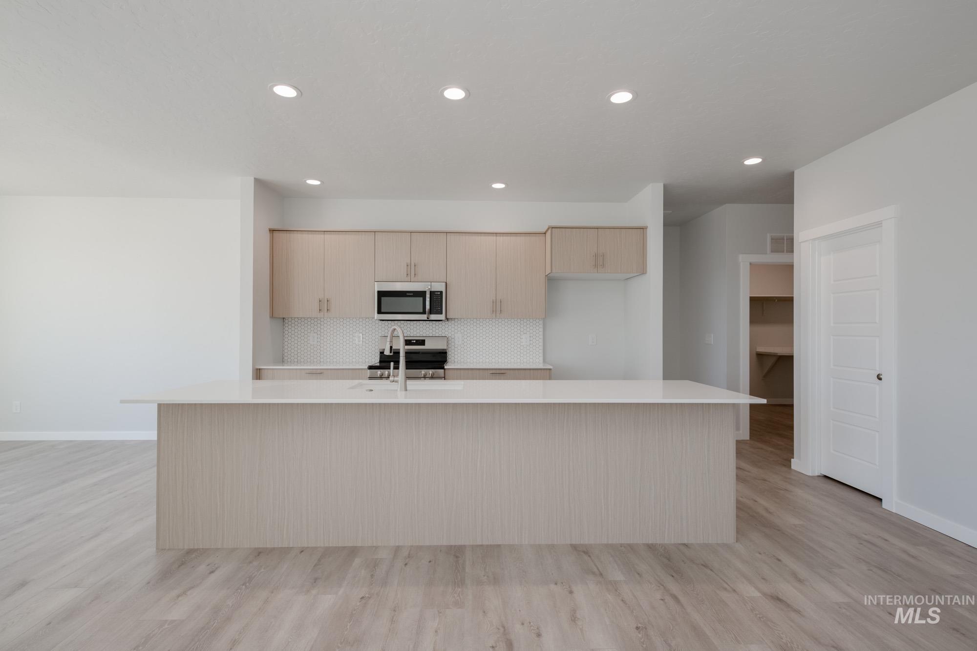 16712 Carlin Ave, Caldwell, Idaho 83607, 4 Bedrooms, 2 Bathrooms, Residential For Sale, Price $489,990,MLS 98955270