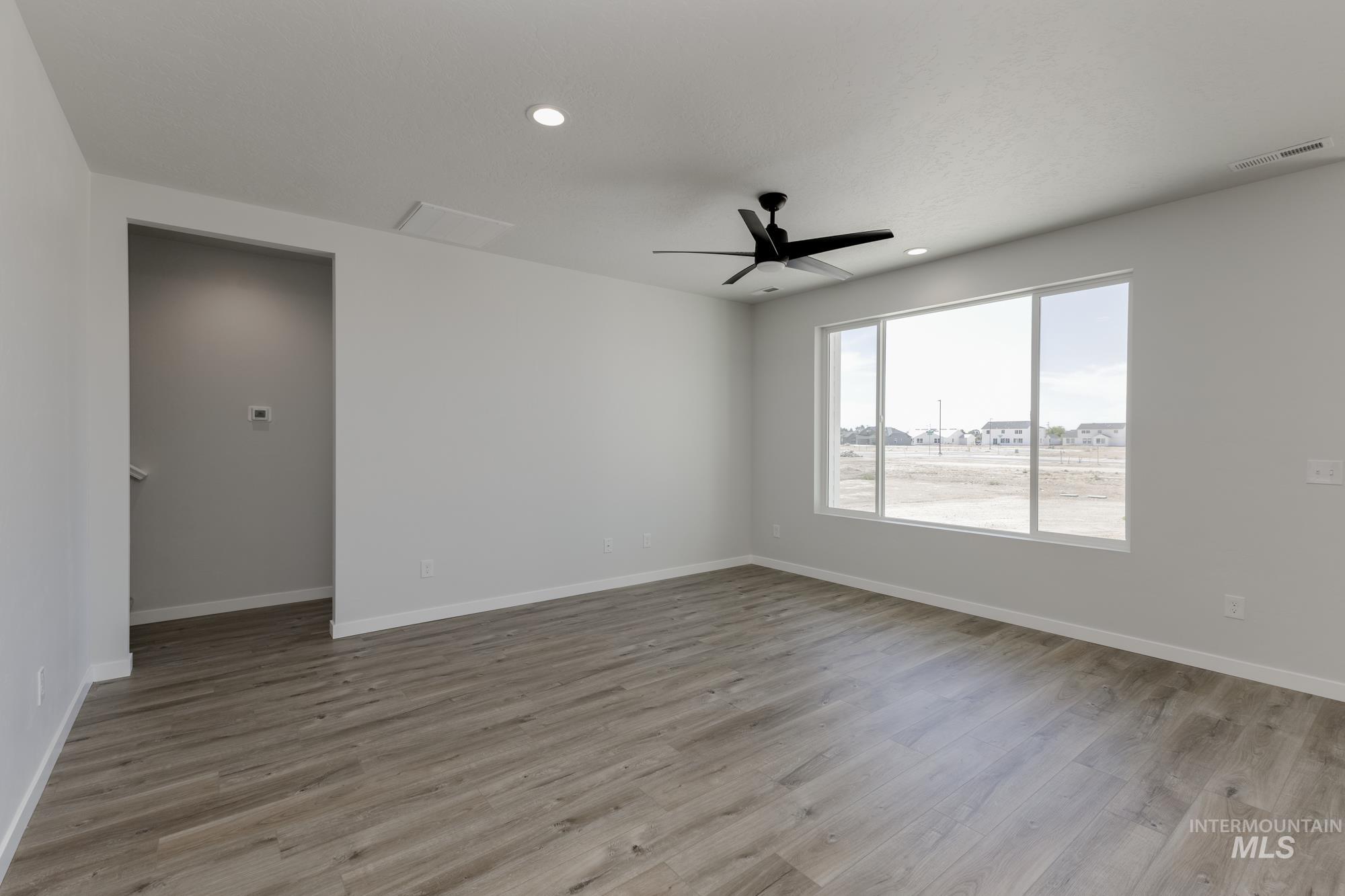 1003 E Perjue Basin Dr, Nampa, Idaho 83686, 3 Bedrooms, 2 Bathrooms, Residential For Sale, Price $444,990,MLS 98955279