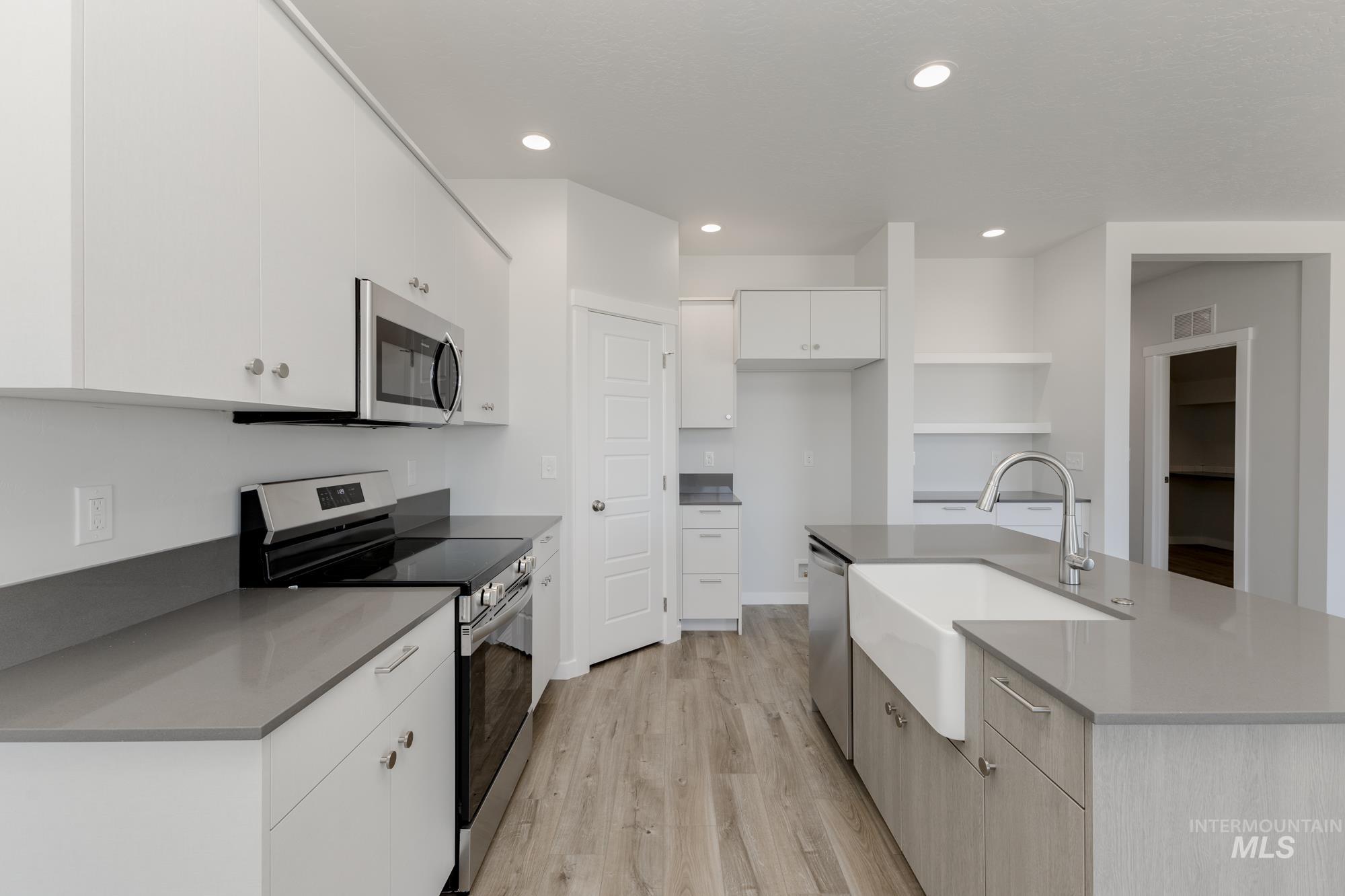 1003 E Perjue Basin Dr, Nampa, Idaho 83686, 3 Bedrooms, 2 Bathrooms, Residential For Sale, Price $444,990,MLS 98955279