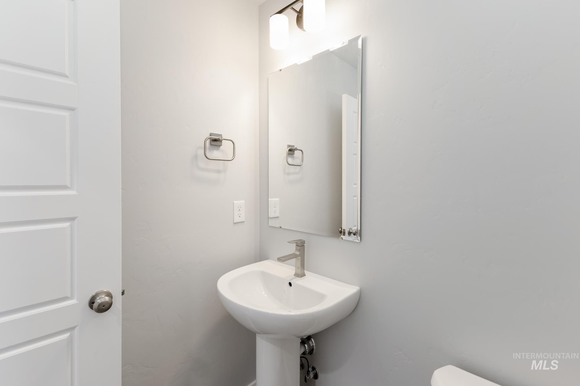 931 E Perjue Basin Dr, Nampa, Idaho 83686, 4 Bedrooms, 2.5 Bathrooms, Residential For Sale, Price $464,990,MLS 98955280