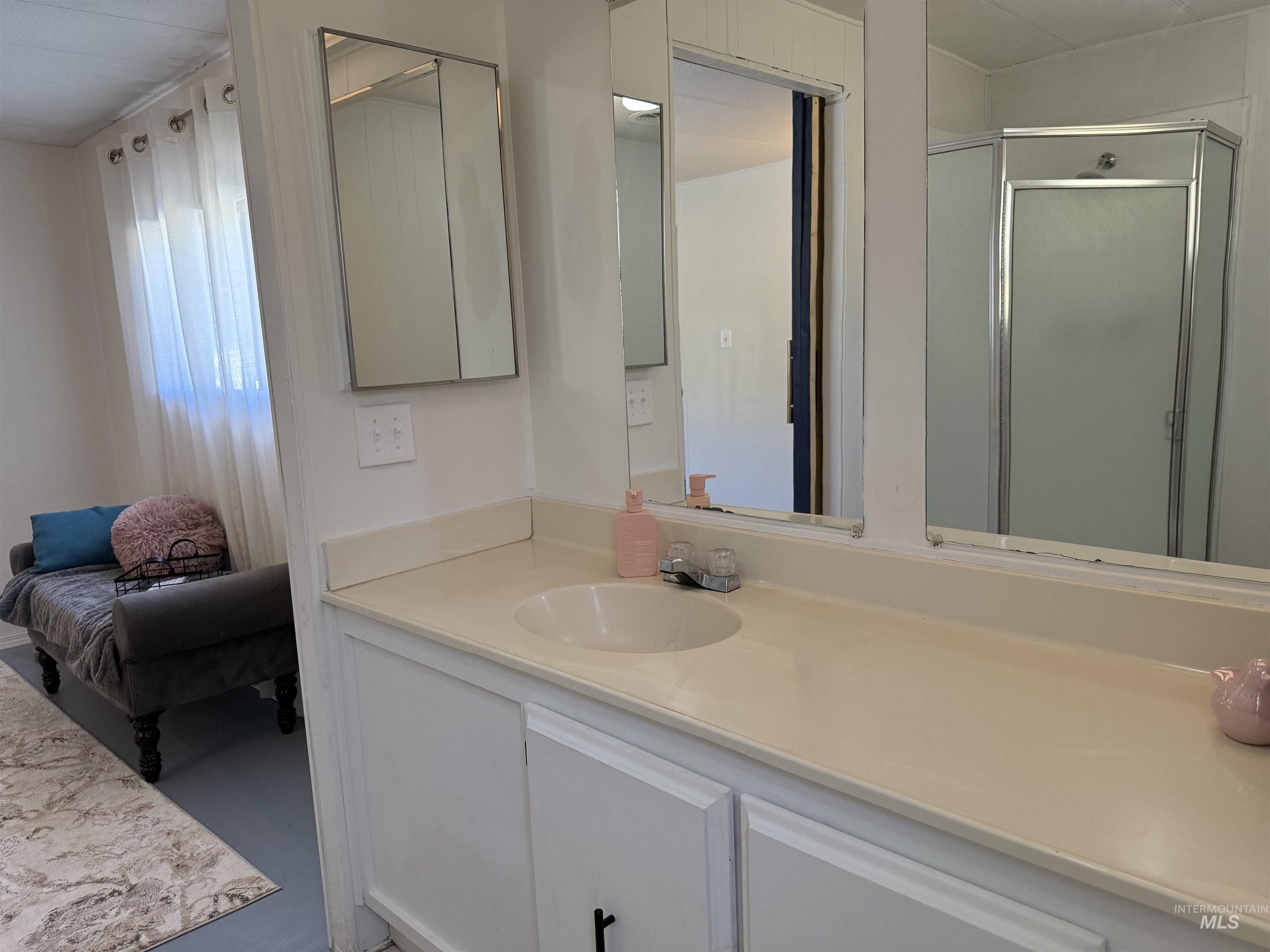 605 N Almon St., Moscow, Idaho 83843, 3 Bedrooms, 2 Bathrooms, Residential For Sale, Price $85,000,MLS 98955281