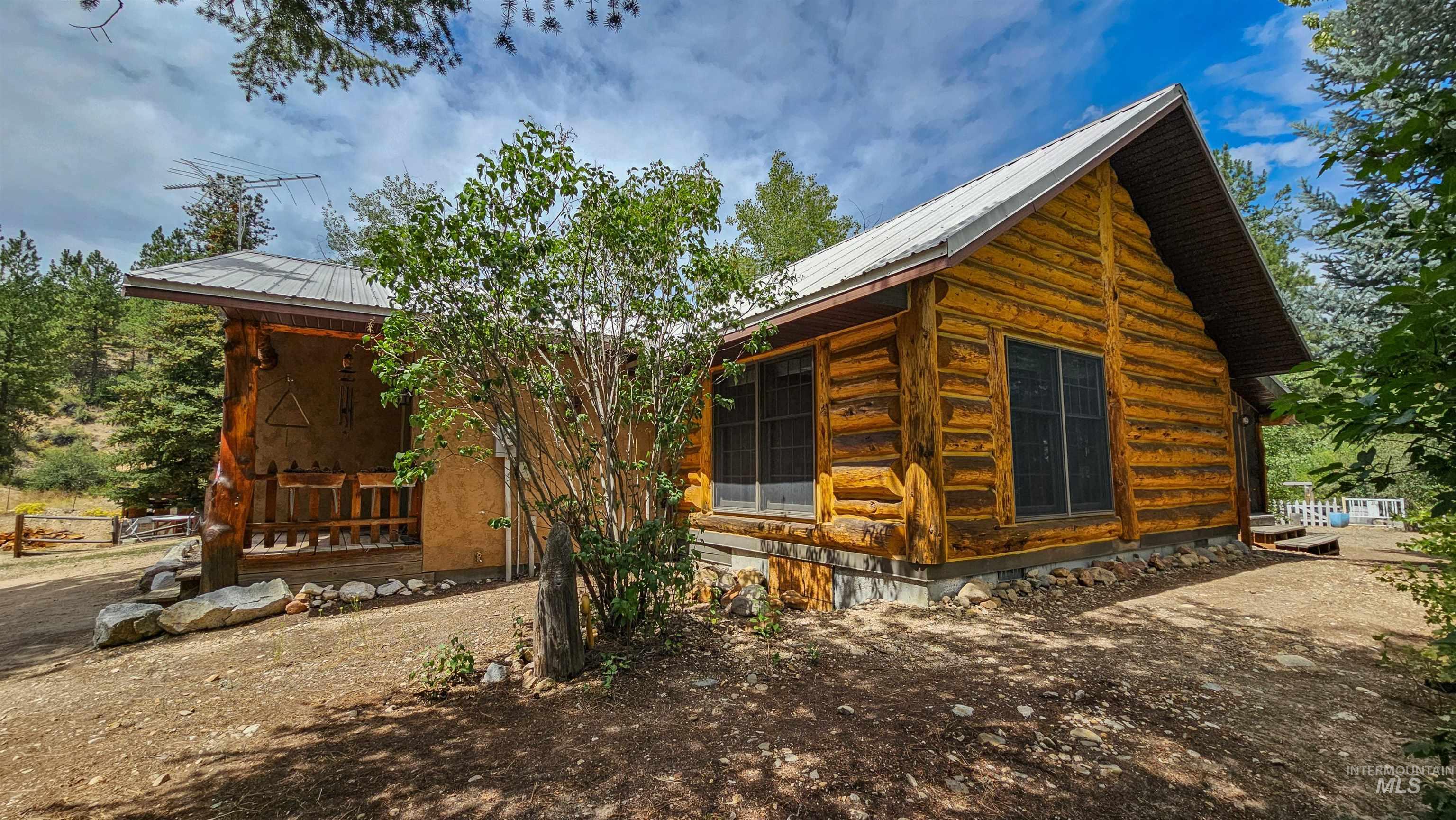 3382 Hwy 21, Boise, Idaho 83716, 3 Bedrooms, 3 Bathrooms, Residential For Sale, Price $675,000,MLS 98955285