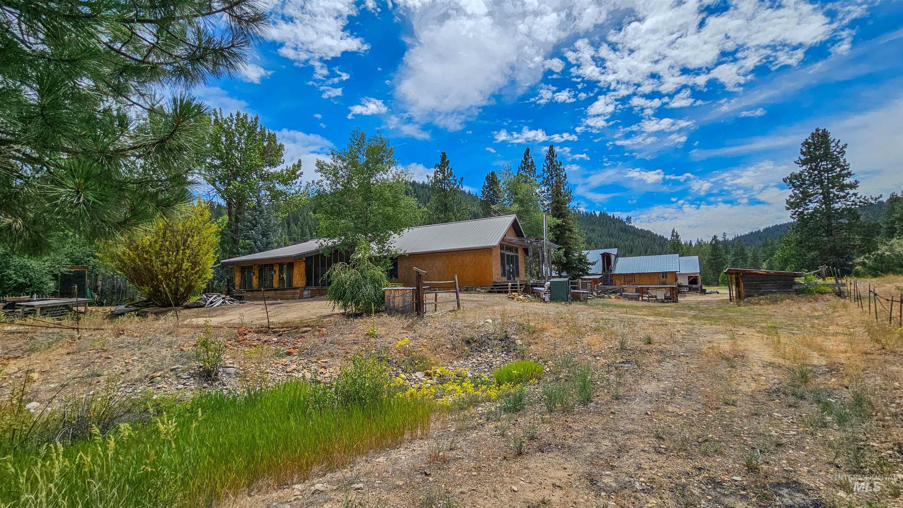 3382 Hwy 21, Boise, Idaho 83716, 3 Bedrooms, 3 Bathrooms, Residential For Sale, Price $675,000,MLS 98955285