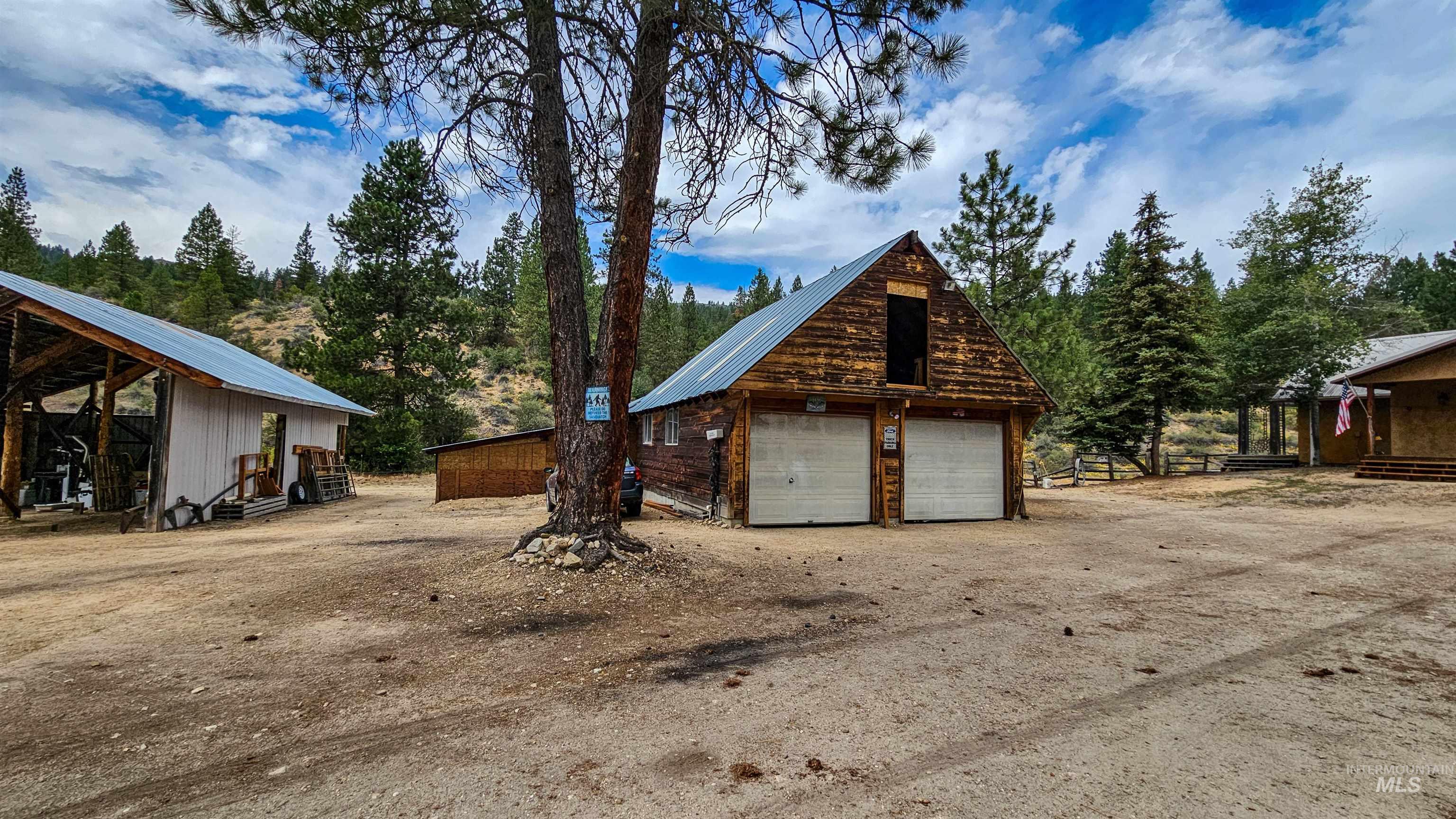 3382 Hwy 21, Boise, Idaho 83716, 3 Bedrooms, 3 Bathrooms, Residential For Sale, Price $675,000,MLS 98955285