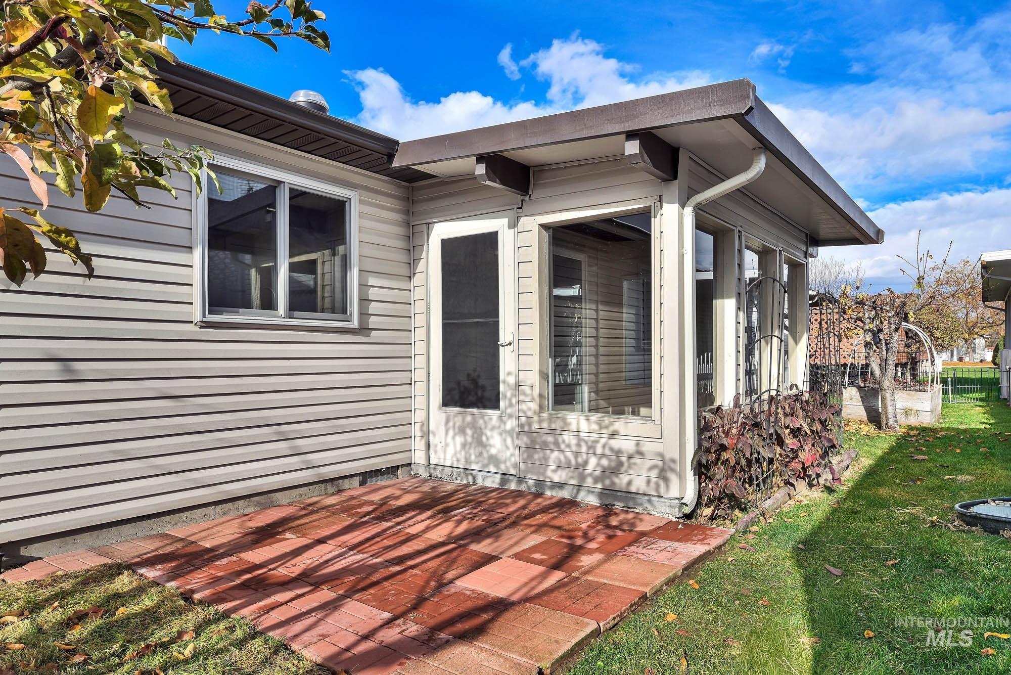 432 N David Frost St, Nampa, Idaho 83651, 3 Bedrooms, 2 Bathrooms, Residential For Sale, Price $299,000,MLS 98955307