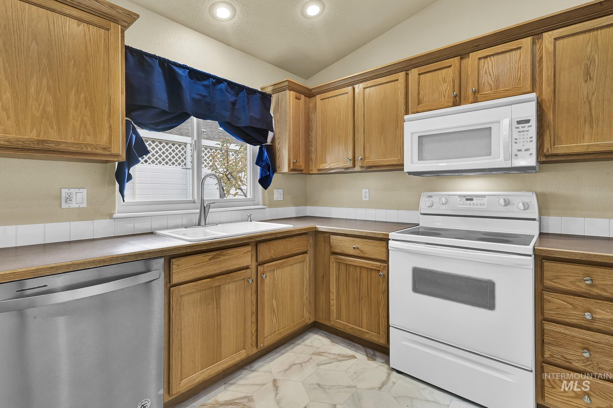 432 N David Frost St, Nampa, Idaho 83651, 3 Bedrooms, 2 Bathrooms, Residential For Sale, Price $299,000,MLS 98955307