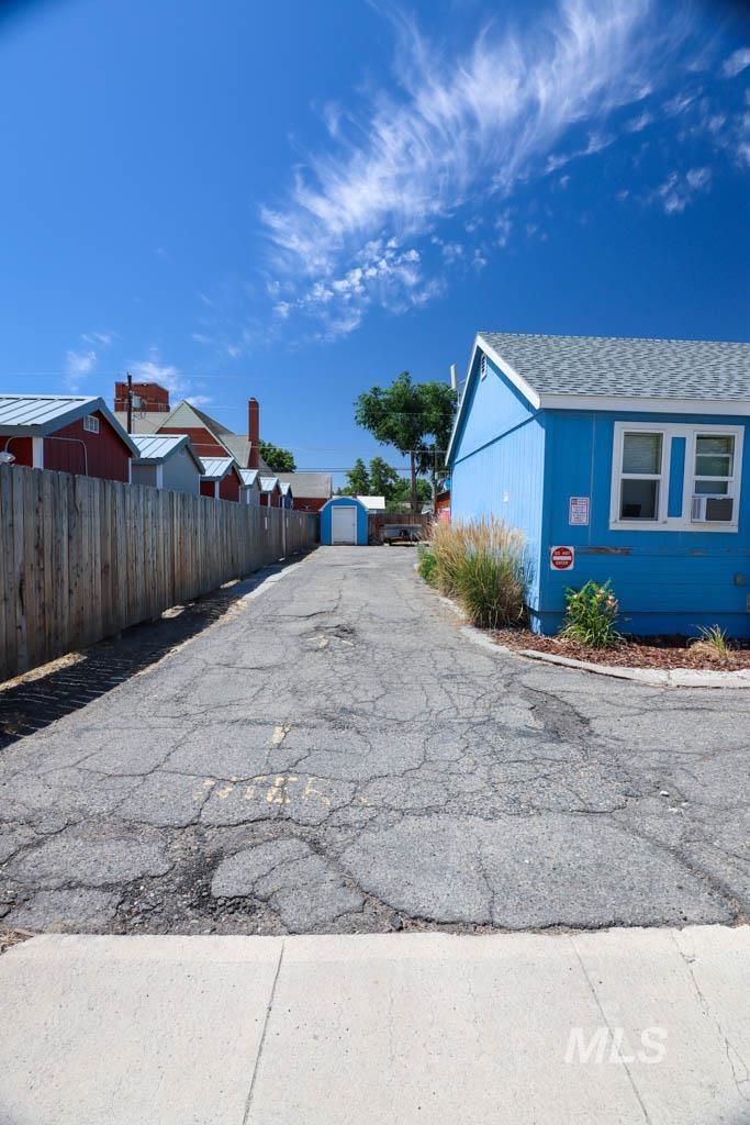 124 NW 4th Ave., Ontario, Oregon 97914-0000, Residential Income For Sale, Price $1,250,000,MLS 98955382