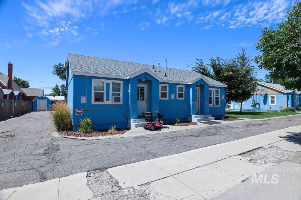 124 NW 4th Ave., Ontario, Oregon 97914-0000, Residential Income For Sale, Price $1,250,000,MLS 98955382