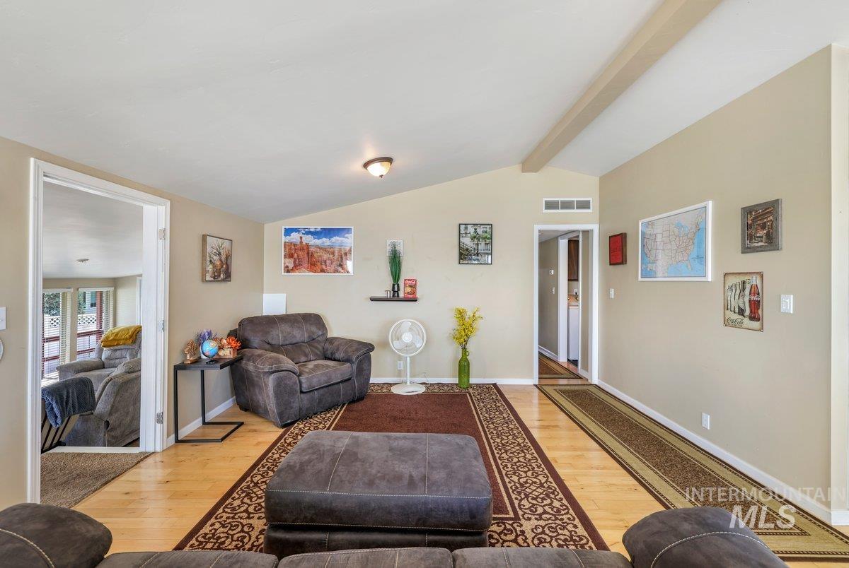 1801 Y Street, Heyburn, Idaho 83336, 9 Bedrooms, 7 Bathrooms, Residential For Sale, Price $1,399,000,MLS 98955433