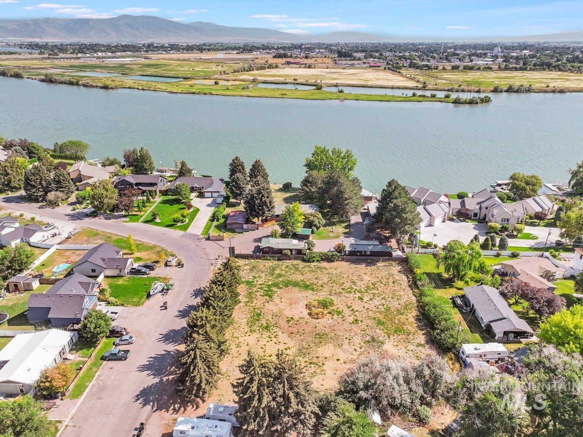 1801 Y Street, Heyburn, Idaho 83336, 9 Bedrooms, 7 Bathrooms, Residential For Sale, Price $1,399,000,MLS 98955433