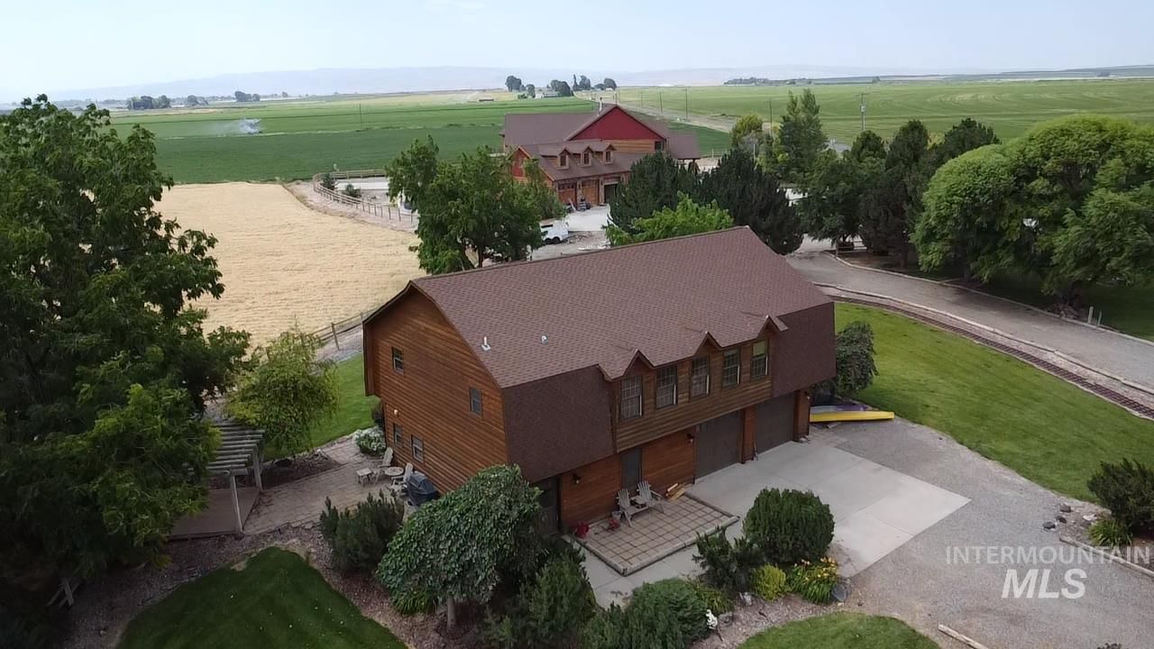 3696 N 4425 E, Murtaugh, Idaho 83344, 3 Bedrooms, 3 Bathrooms, Residential For Sale, Price $634,995,MLS 98955456