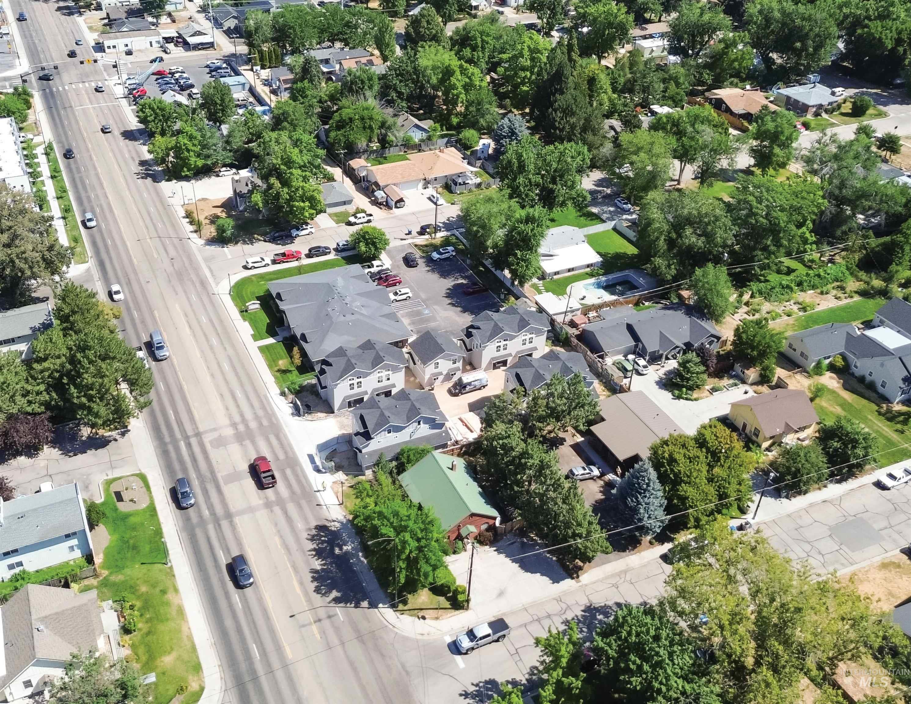 1910 S Vista Ave., Boise, Idaho 83705, 2 Bedrooms, 1.5 Bathrooms, Residential Income For Sale, Price $2,500,000,MLS 98955526