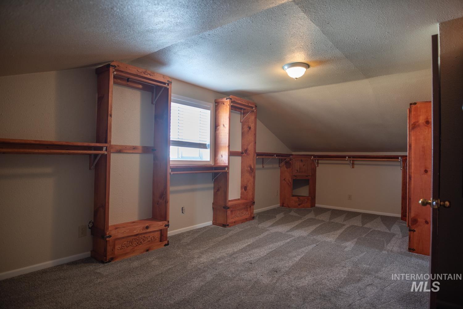 2240 Waite Rd., Midvale, Idaho 83645, 3 Bedrooms, 2 Bathrooms, Residential For Sale, Price $395,000,MLS 98955527