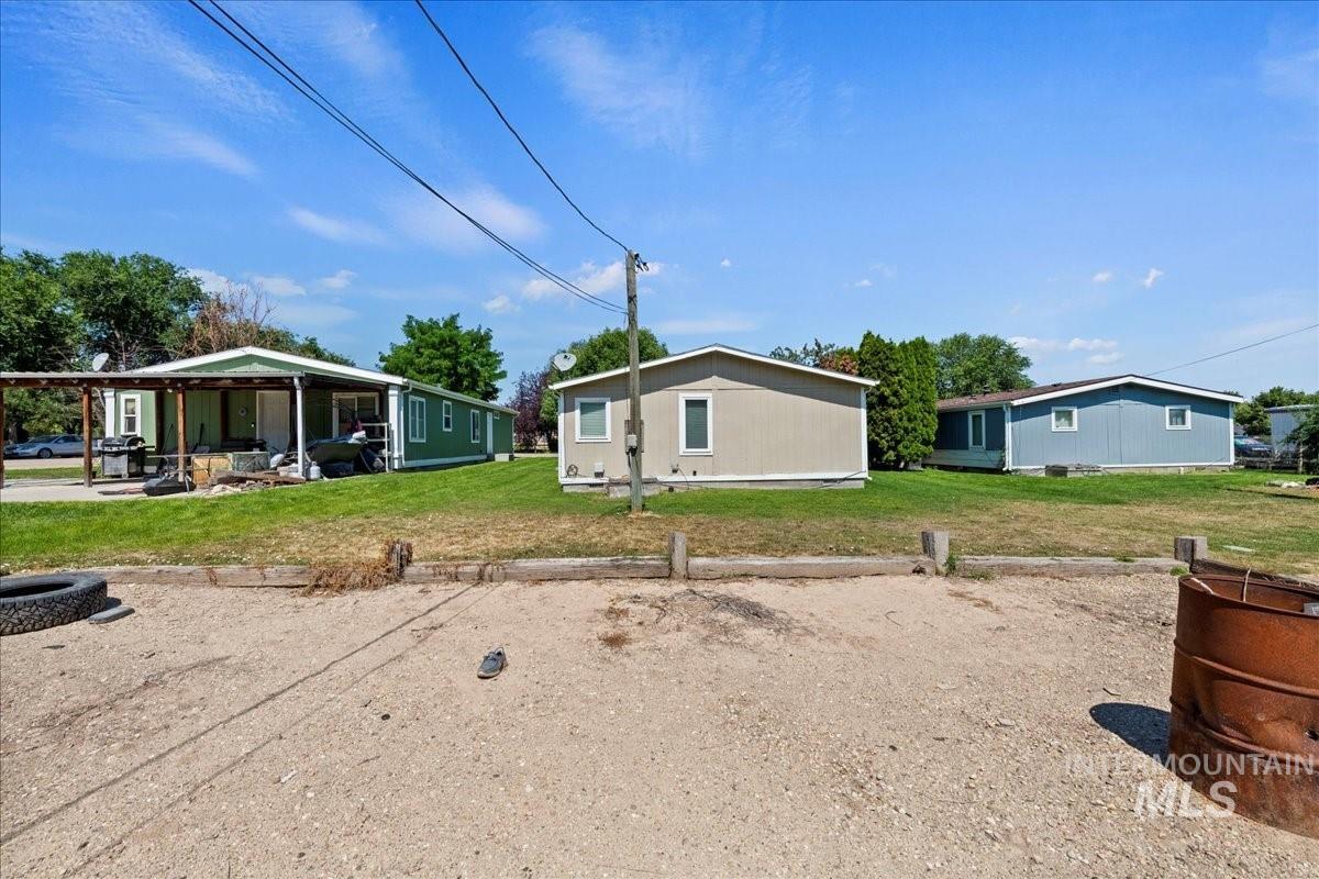 912 4th Ave N, Nampa, Idaho 83687, 9 Bedrooms, 6 Bathrooms, Residential For Sale, Price $825,000,MLS 98955531