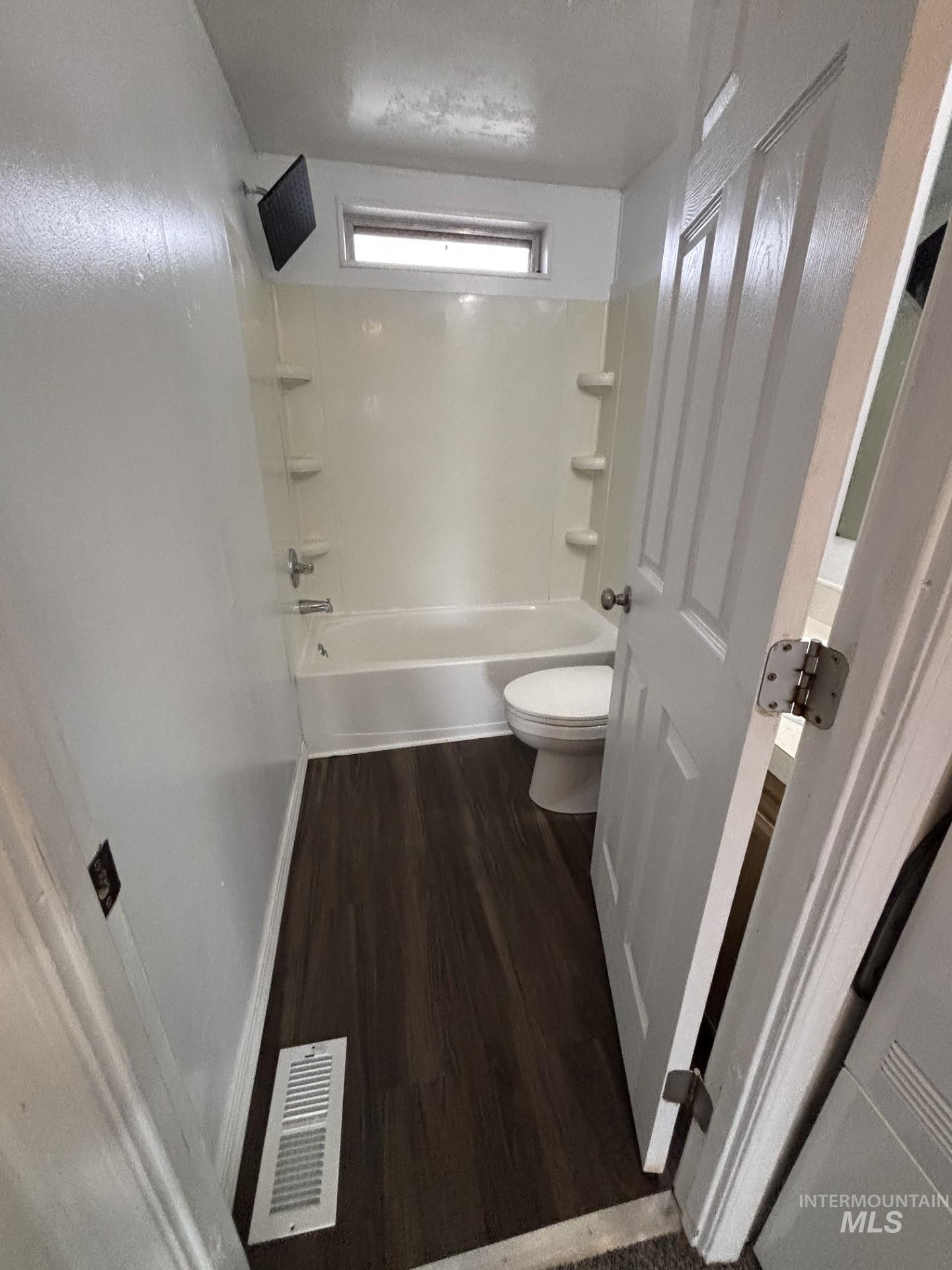 912 4th Ave N, Nampa, Idaho 83687, 9 Bedrooms, 6 Bathrooms, Residential For Sale, Price $825,000,MLS 98955531