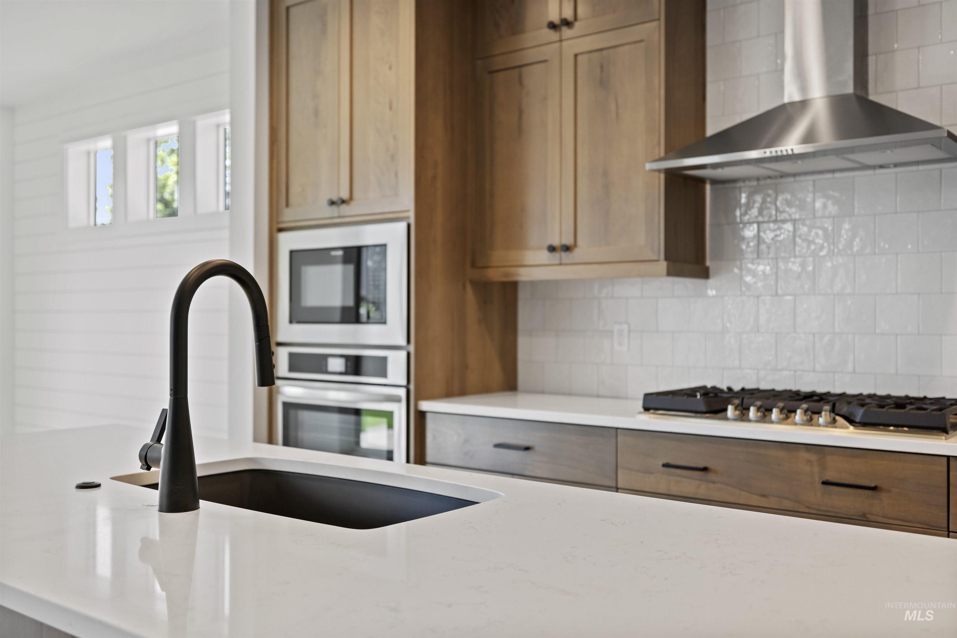 3515 S El Rio, Boise, Idaho 83709, 3 Bedrooms, 2.5 Bathrooms, Residential For Sale, Price $629,900,MLS 98955544