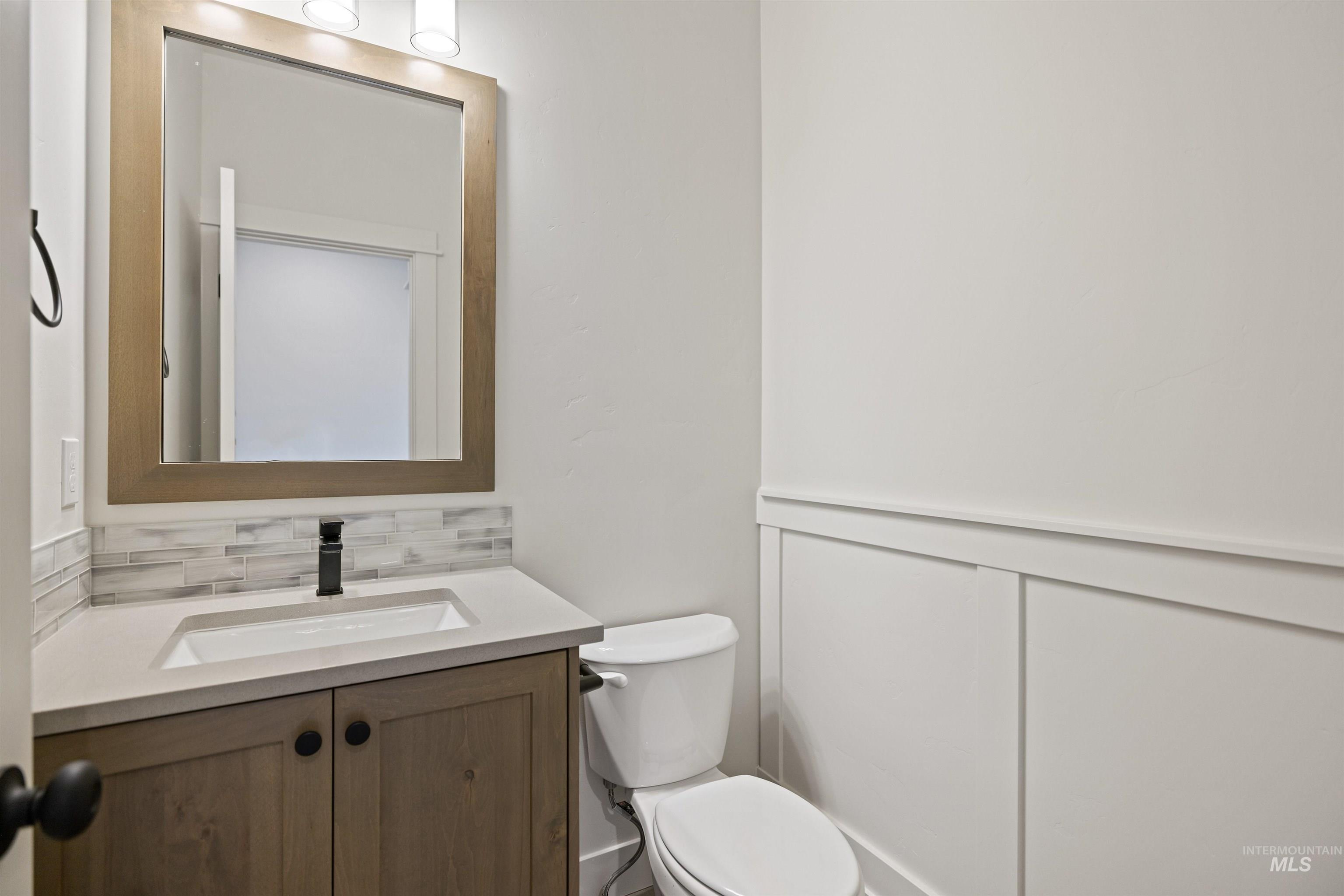 3515 S El Rio, Boise, Idaho 83709, 3 Bedrooms, 2.5 Bathrooms, Residential For Sale, Price $629,900,MLS 98955544