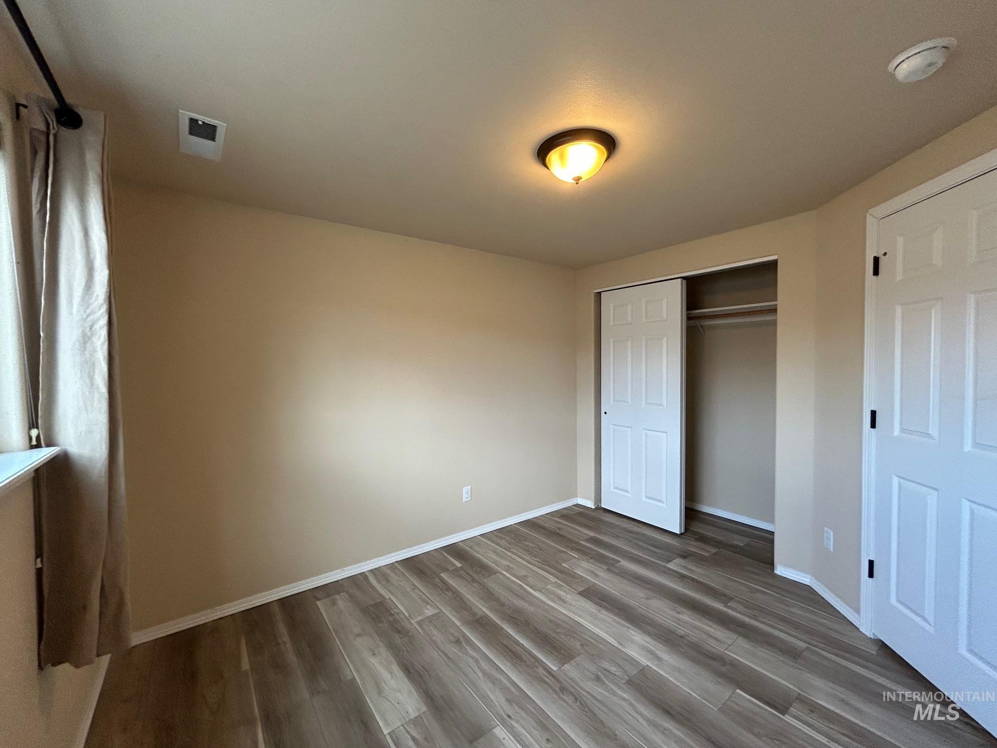 1031 16th Avenue, Clarkston, Washington 99403, 4 Bedrooms, 3 Bathrooms, Residential For Sale, Price $389,000,MLS 98955549