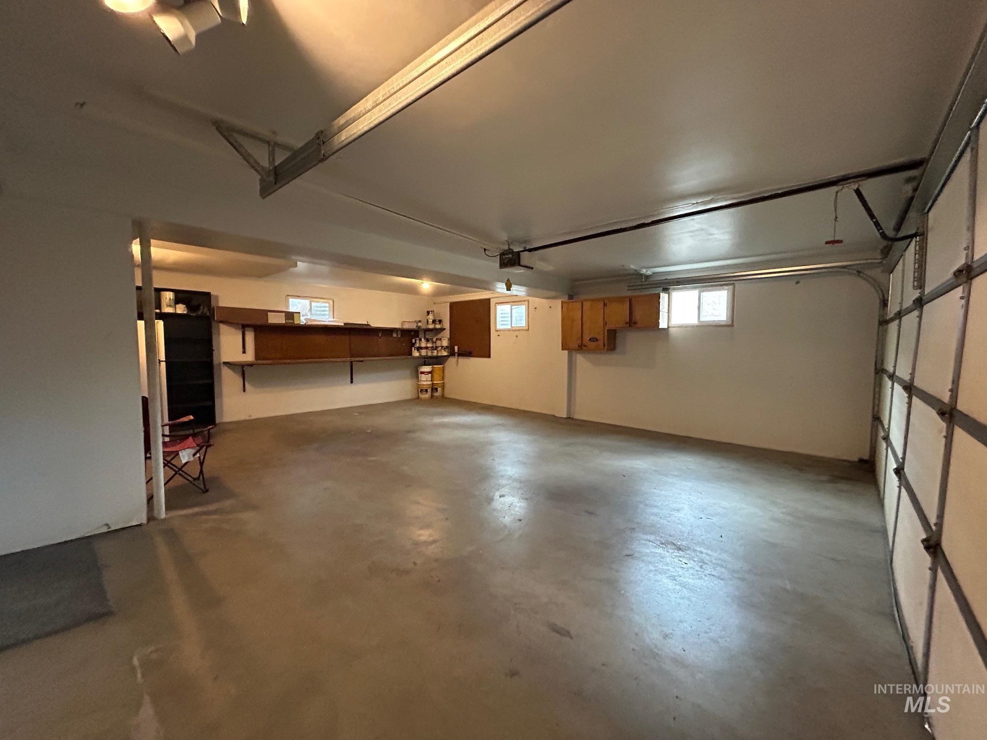 1031 16th Avenue, Clarkston, Washington 99403, 4 Bedrooms, 3 Bathrooms, Residential For Sale, Price $389,000,MLS 98955549