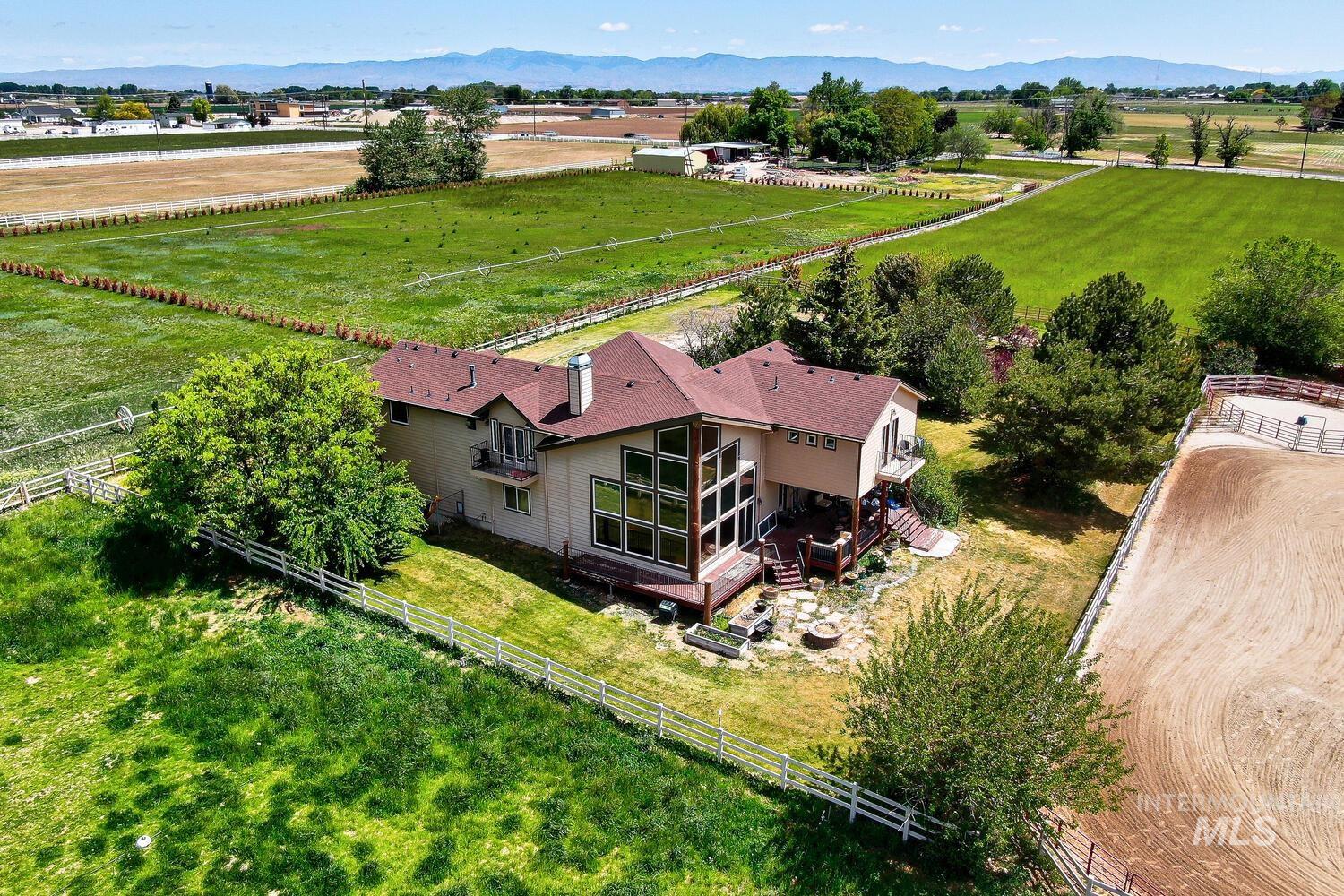 5377 S Ten Mile, Meridian, Idaho 83642, 4 Bedrooms, 3 Bathrooms, Residential For Sale, Price $2,699,999,MLS 98955572