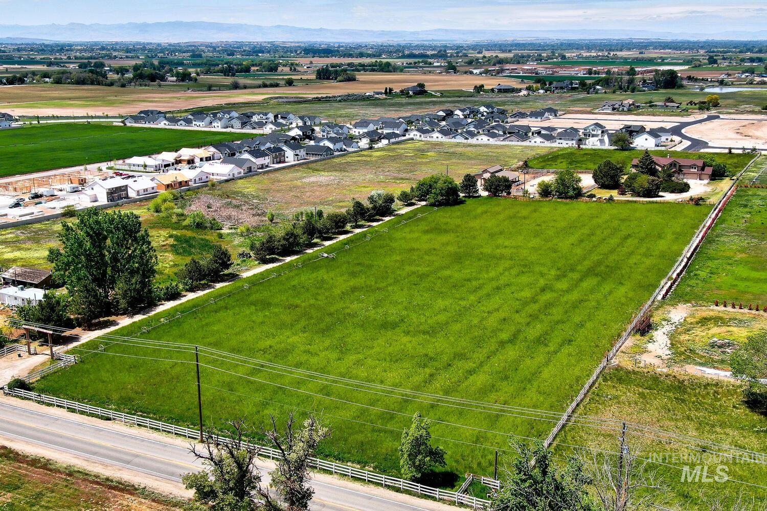 5377 S Ten Mile, Meridian, Idaho 83642, 4 Bedrooms, 3 Bathrooms, Residential For Sale, Price $2,699,999,MLS 98955572