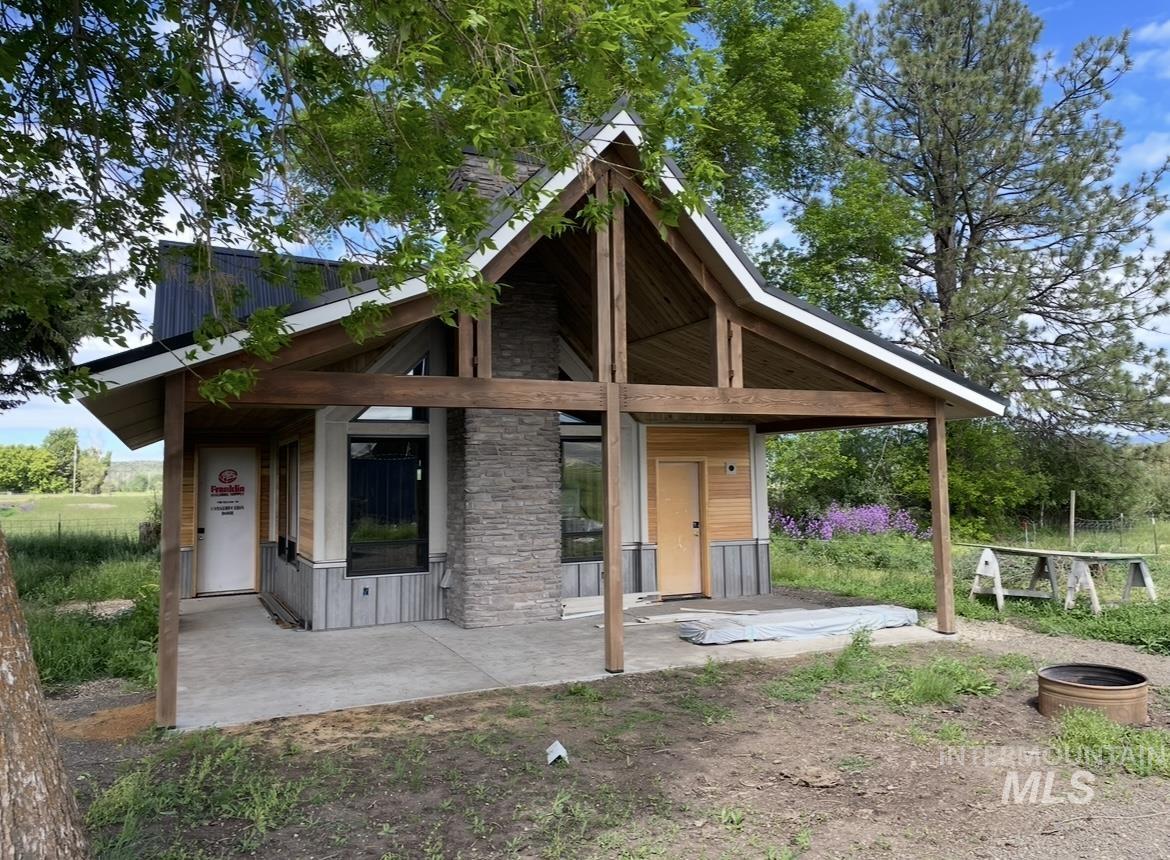 2250 Moritz Ln, Indian Valley, Idaho 83632-5019, 2 Bedrooms, 2 Bathrooms, Residential For Sale, Price $749,900, 98955591