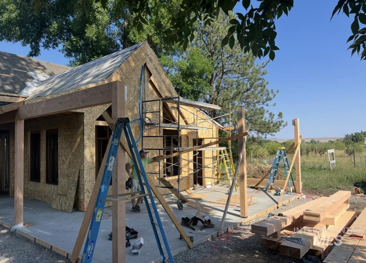 2250 Moritz Ln, Indian Valley, Idaho 83632-5019, 2 Bedrooms, 2 Bathrooms, Residential For Sale, Price $789,900,MLS 98955591