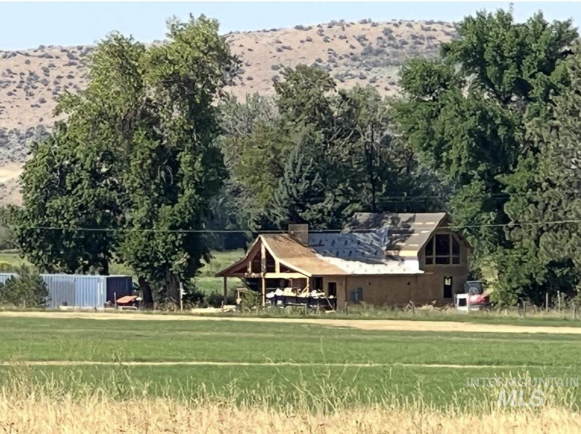 2250 Moritz Ln, Indian Valley, Idaho 83632-5019, 2 Bedrooms, 2 Bathrooms, Residential For Sale, Price $749,900, 98955591