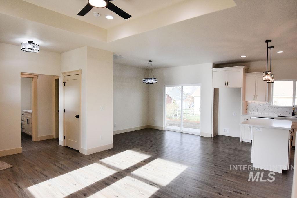 1512 Tverdy Ln, Buhl, Idaho 83316, 4 Bedrooms, 2 Bathrooms, Residential For Sale, Price $440,000,MLS 98955630