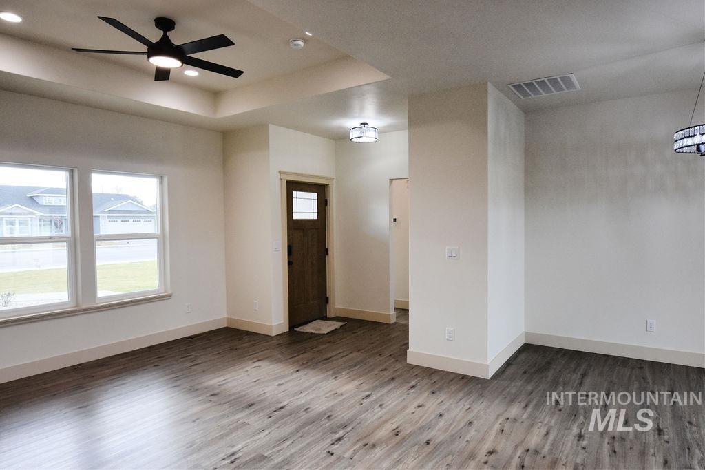 1512 Tverdy Ln, Buhl, Idaho 83316, 4 Bedrooms, 2 Bathrooms, Residential For Sale, Price $440,000,MLS 98955630