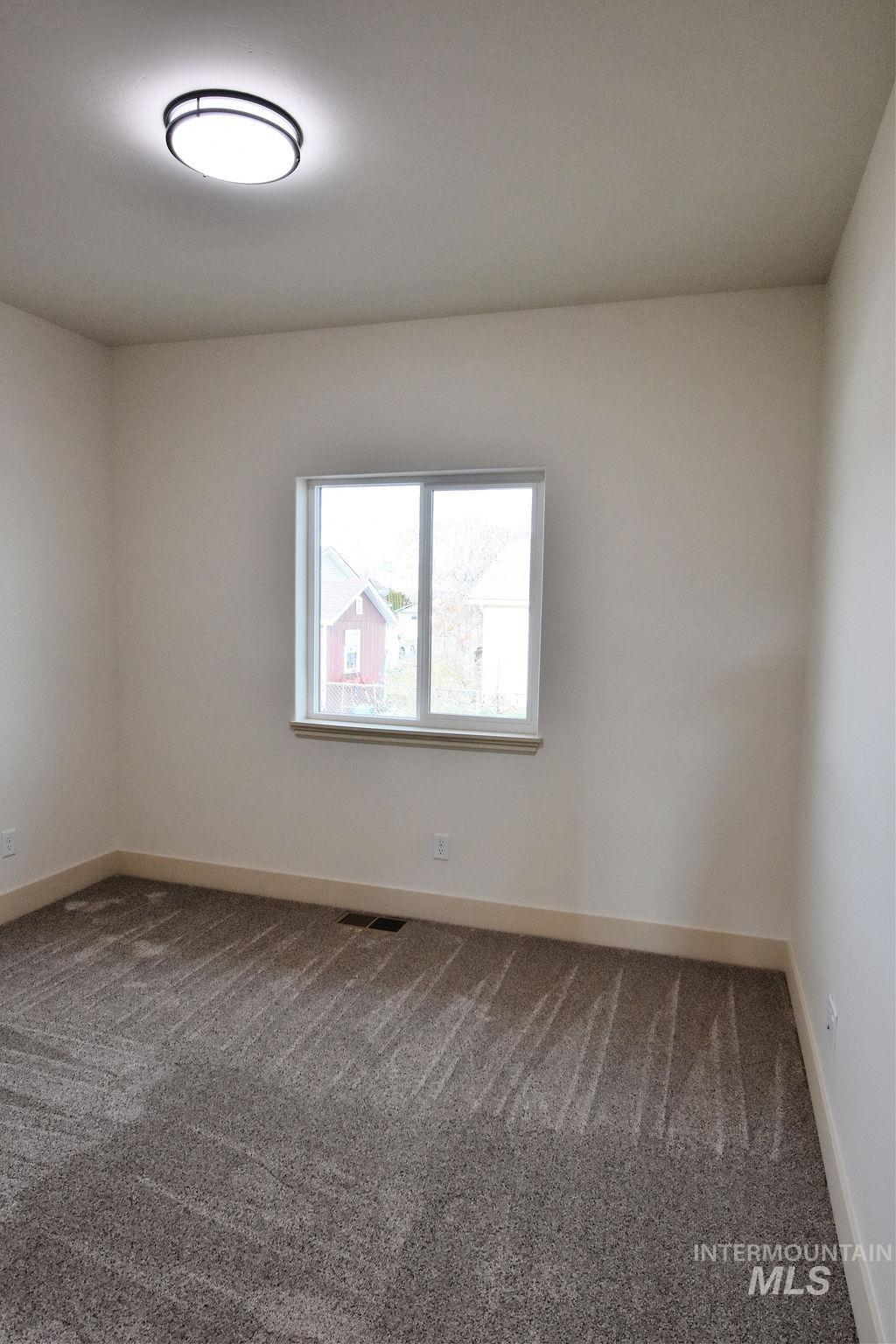 1512 Tverdy Ln, Buhl, Idaho 83316, 4 Bedrooms, 2 Bathrooms, Residential For Sale, Price $440,000,MLS 98955630