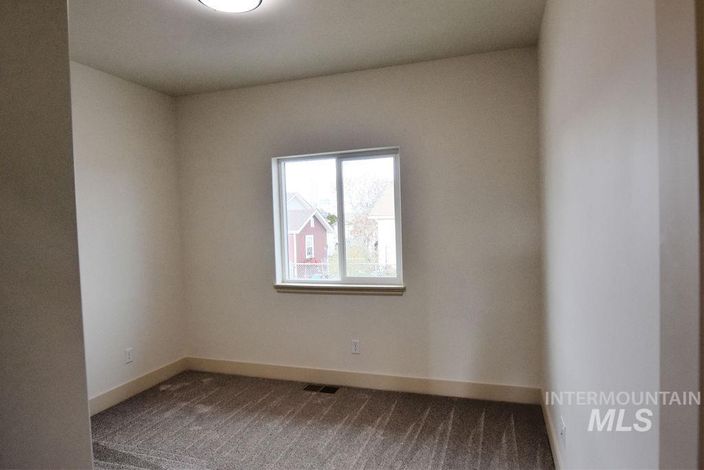 1512 Tverdy Ln, Buhl, Idaho 83316, 4 Bedrooms, 2 Bathrooms, Residential For Sale, Price $440,000,MLS 98955630