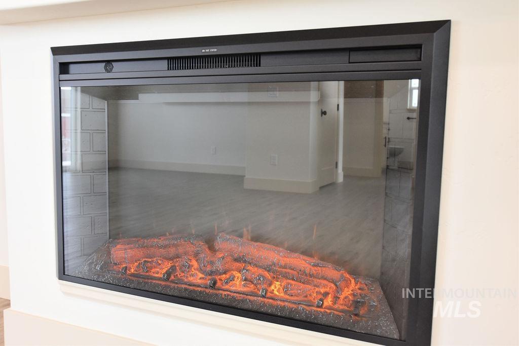 1512 Tverdy Ln, Buhl, Idaho 83316, 4 Bedrooms, 2 Bathrooms, Residential For Sale, Price $440,000,MLS 98955630