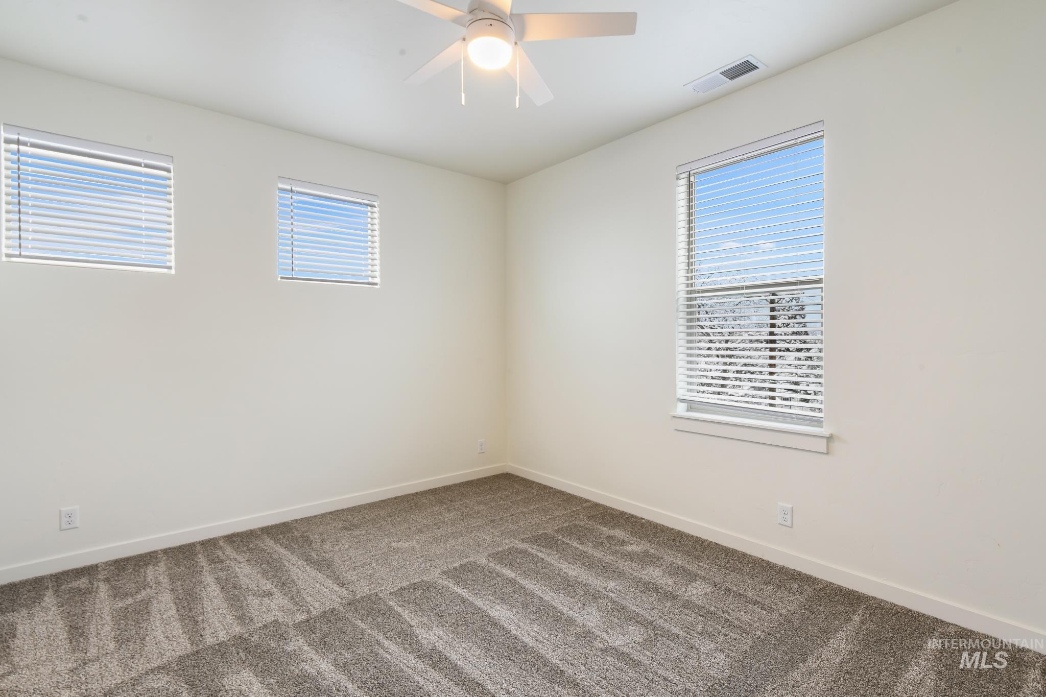 6726 W Overland, Boise, Idaho 83709, 3 Bedrooms, 3.5 Bathrooms, Residential Income For Sale, Price $1,068,999,MLS 98955688