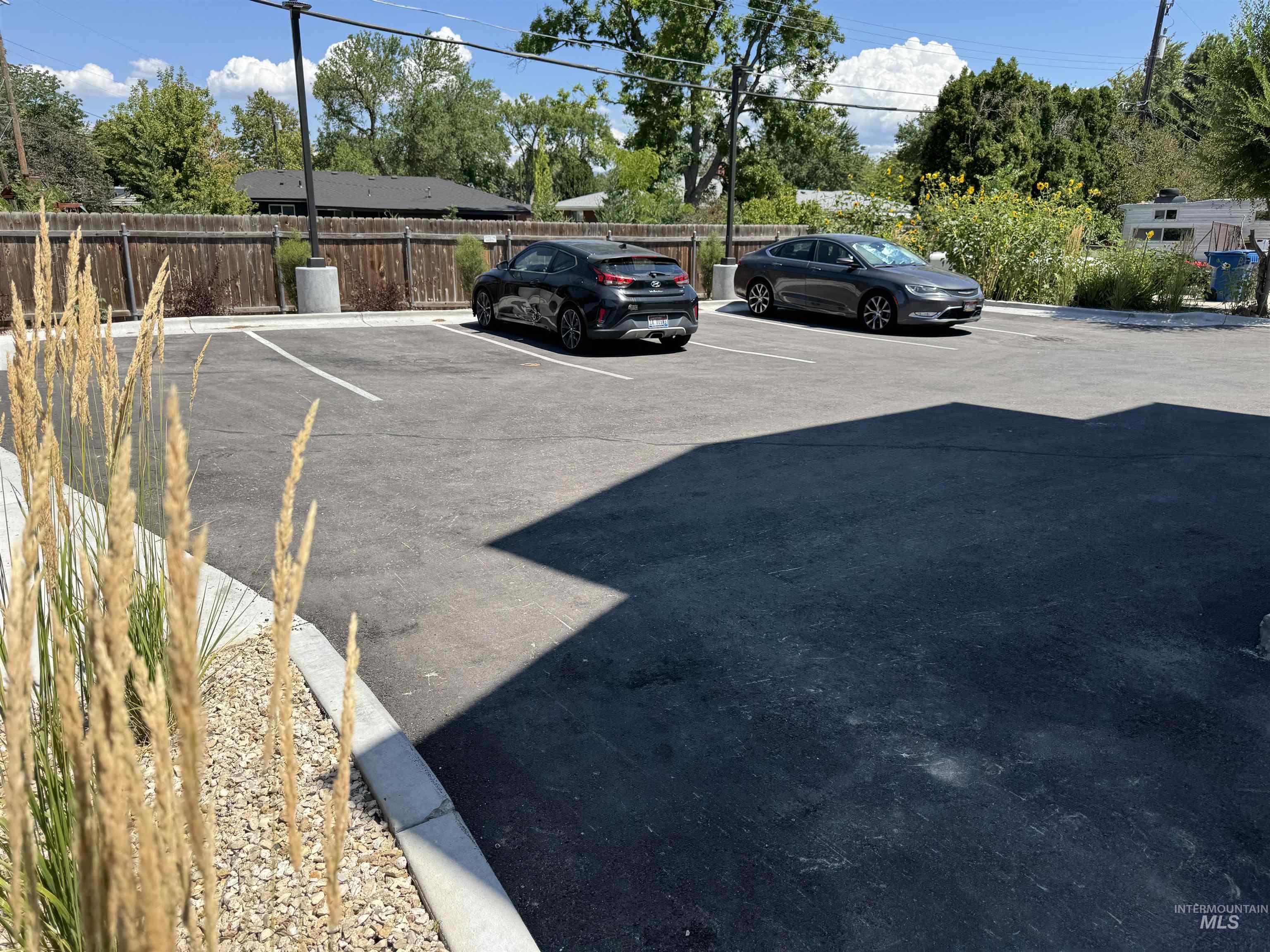 6726 W Overland, Boise, Idaho 83709, 3 Bedrooms, 3.5 Bathrooms, Residential Income For Sale, Price $1,068,999,MLS 98955688