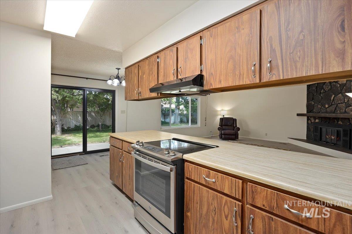 551 Park Meadows Circle, Twin Falls, Idaho 83301, 3 Bedrooms, 2 Bathrooms, Residential For Sale, Price $359,900,MLS 98955739