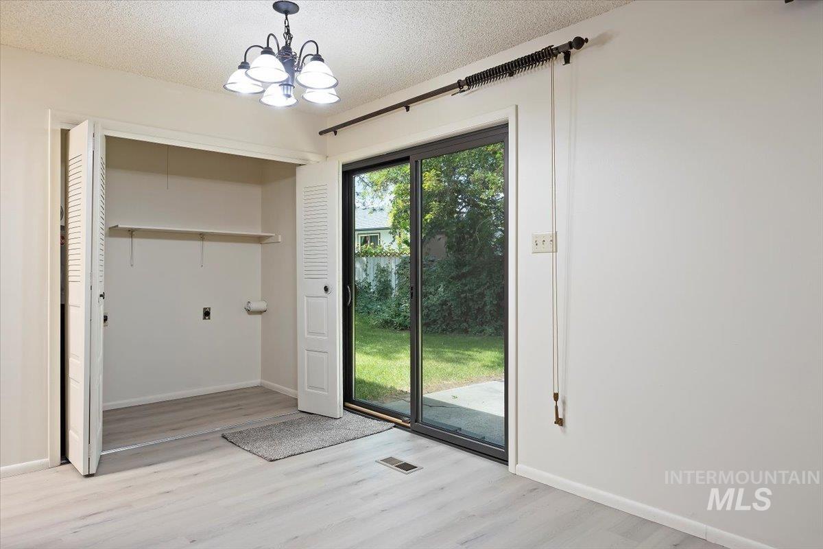 551 Park Meadows Circle, Twin Falls, Idaho 83301, 3 Bedrooms, 2 Bathrooms, Residential For Sale, Price $359,900,MLS 98955739