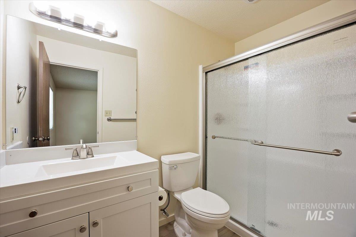 551 Park Meadows Circle, Twin Falls, Idaho 83301, 3 Bedrooms, 2 Bathrooms, Residential For Sale, Price $359,900,MLS 98955739