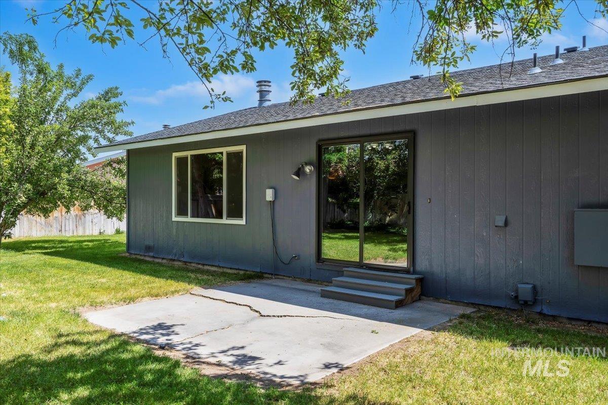 551 Park Meadows Circle, Twin Falls, Idaho 83301, 3 Bedrooms, 2 Bathrooms, Residential For Sale, Price $359,900,MLS 98955739