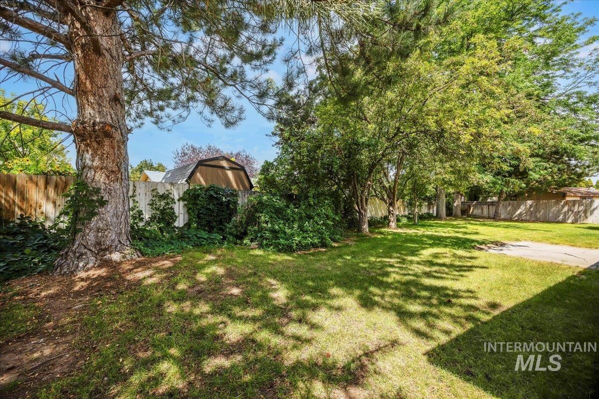 551 Park Meadows Circle, Twin Falls, Idaho 83301, 3 Bedrooms, 2 Bathrooms, Residential For Sale, Price $359,900,MLS 98955739