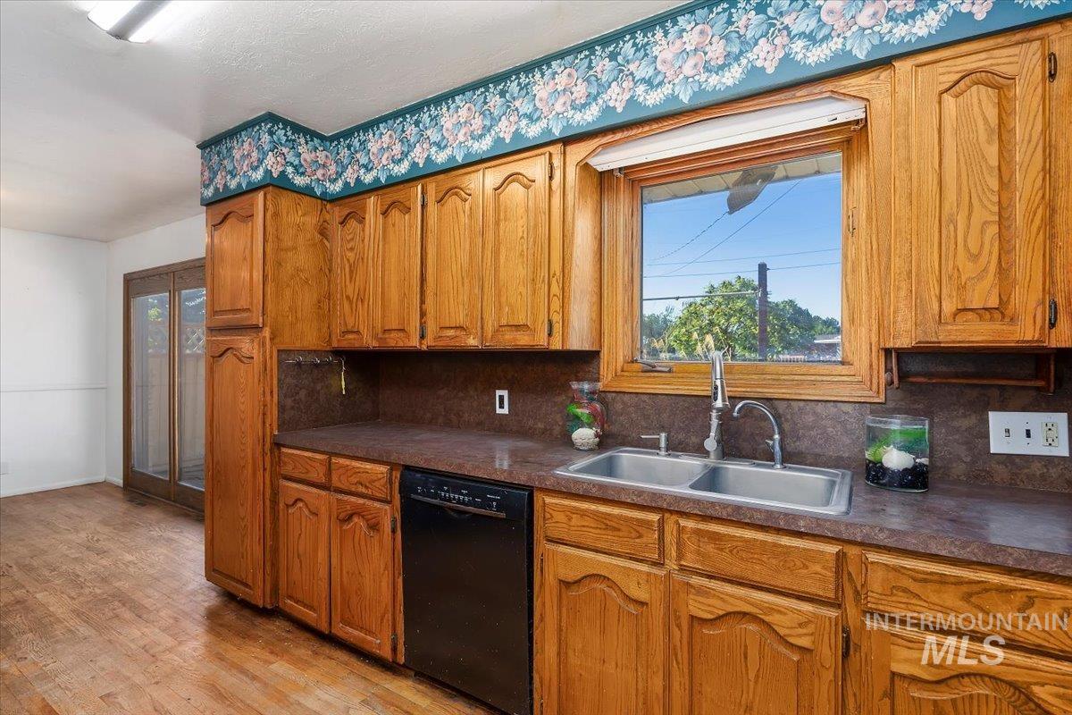 305 Lucille St., Kimberly, Idaho 83301, 4 Bedrooms, 2 Bathrooms, Residential For Sale, Price $349,900,MLS 98955771