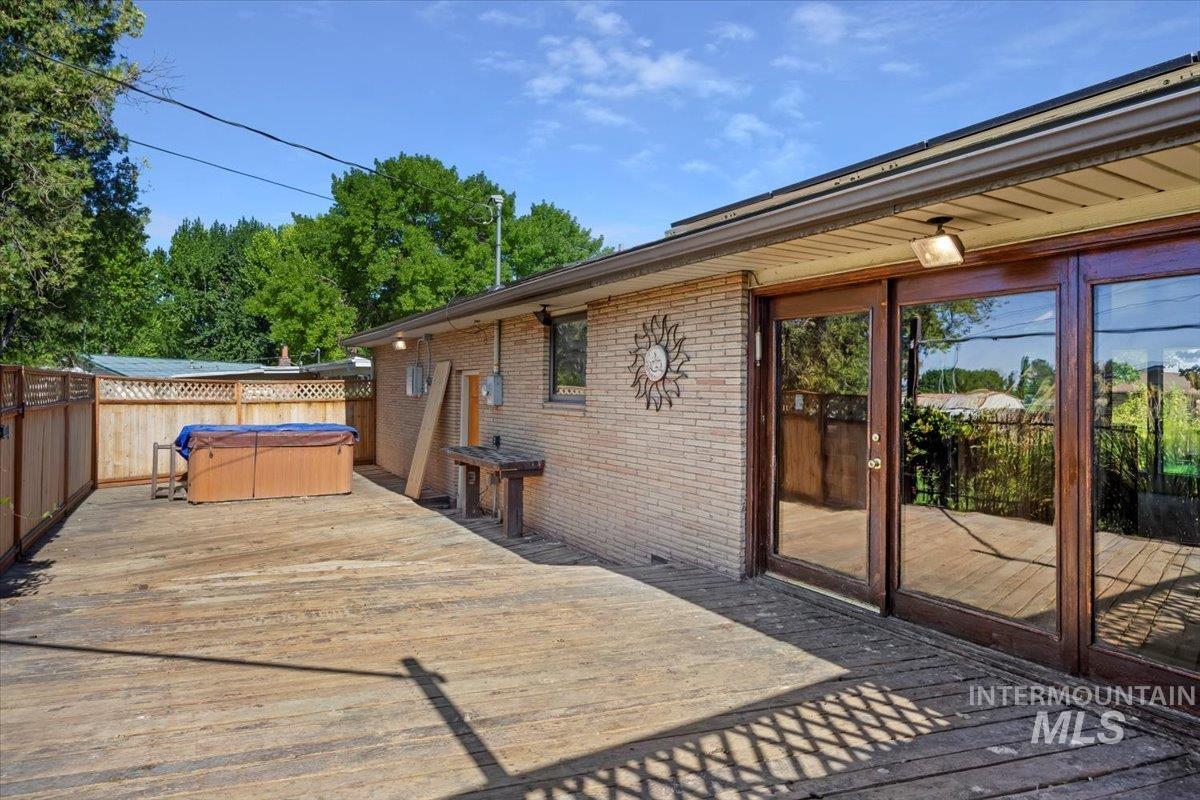 305 Lucille St., Kimberly, Idaho 83301, 4 Bedrooms, 2 Bathrooms, Residential For Sale, Price $349,900,MLS 98955771