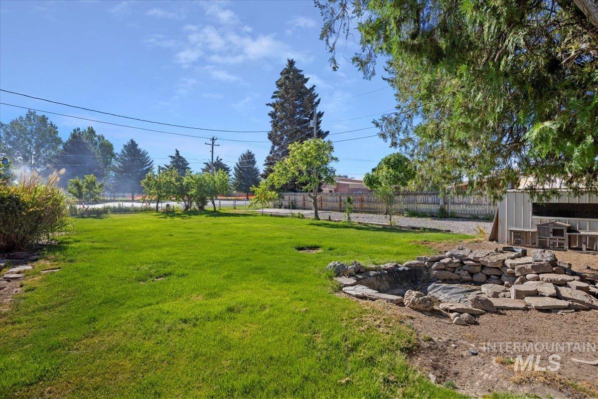 305 Lucille St., Kimberly, Idaho 83301, 4 Bedrooms, 2 Bathrooms, Residential For Sale, Price $349,900,MLS 98955771