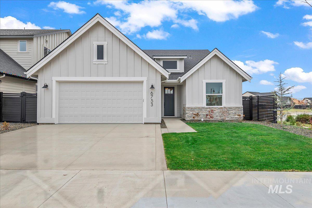 6753 N Magic Mallard Ave, Meridian, Idaho 83646, 3 Bedrooms, 3 Bathrooms, Residential For Sale, Price $654,900,MLS 98955784