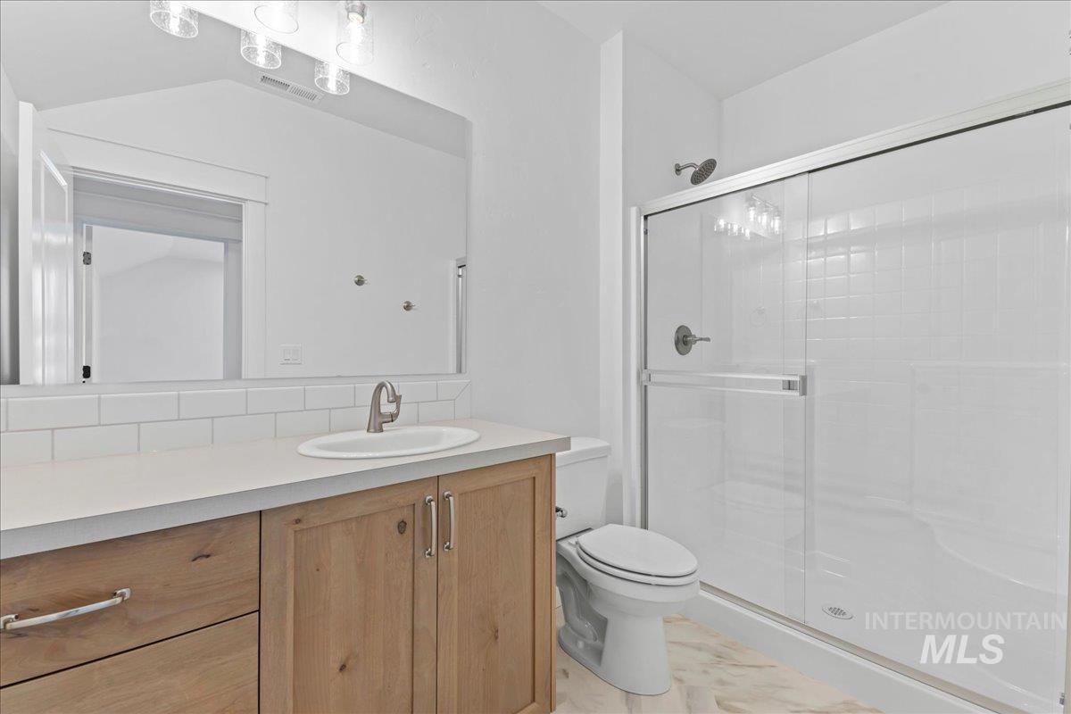 6753 N Magic Mallard Ave, Meridian, Idaho 83646, 3 Bedrooms, 3 Bathrooms, Residential For Sale, Price $654,900,MLS 98955784