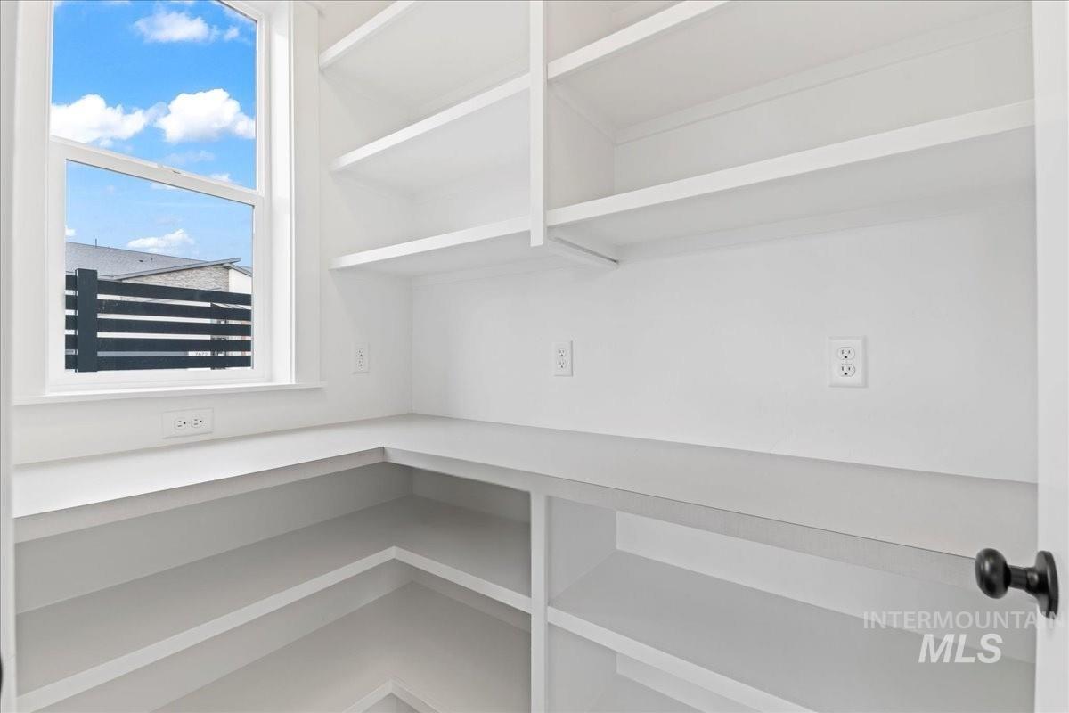 6753 N Magic Mallard Ave, Meridian, Idaho 83646, 3 Bedrooms, 3 Bathrooms, Residential For Sale, Price $654,900,MLS 98955784