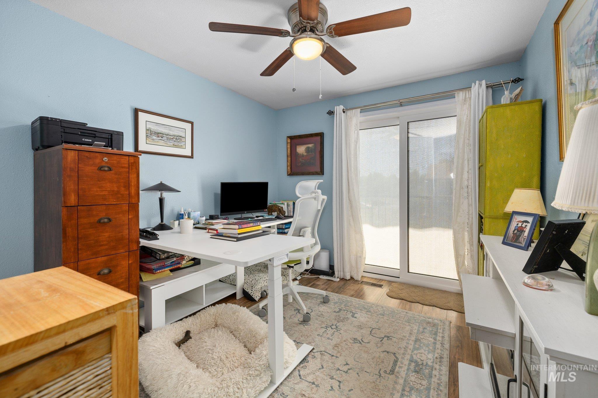 1990 Old Saybrook, Boise, Idaho 83706, 3 Bedrooms, 1.5 Bathrooms, Residential For Sale, Price $359,900,MLS 98955817